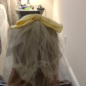 Charming Yellow Hair Bow with Veil